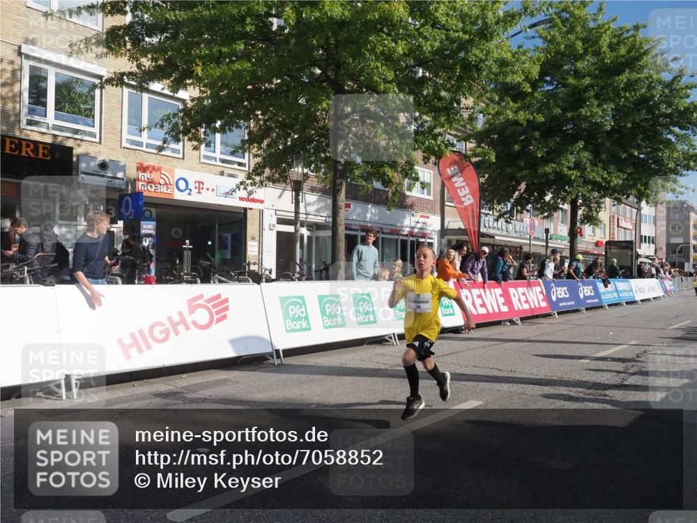 15.09.2024 - PSD Bank Halbmarathon Miley Keyser http://msf.ph/oto/7058852 15.09.2024 10:28:54 Ziel 106, 107, 130, 137, 140, 154, 179, 189, 205, 222, 231, 235 meine-sportfotos.de