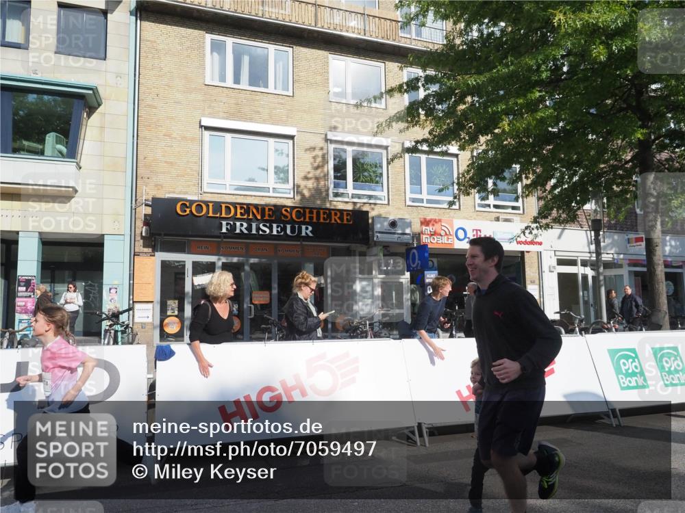 15.09.2024 - PSD Bank Halbmarathon Miley Keyser http://msf.ph/oto/7059497 15.09.2024 10:29:52 Ziel 3, 15, 46, 60, 63, 74, 127, 156, 164, 168, 171, 185, 218, 225, 246, 264, 286 meine-sportfotos.de