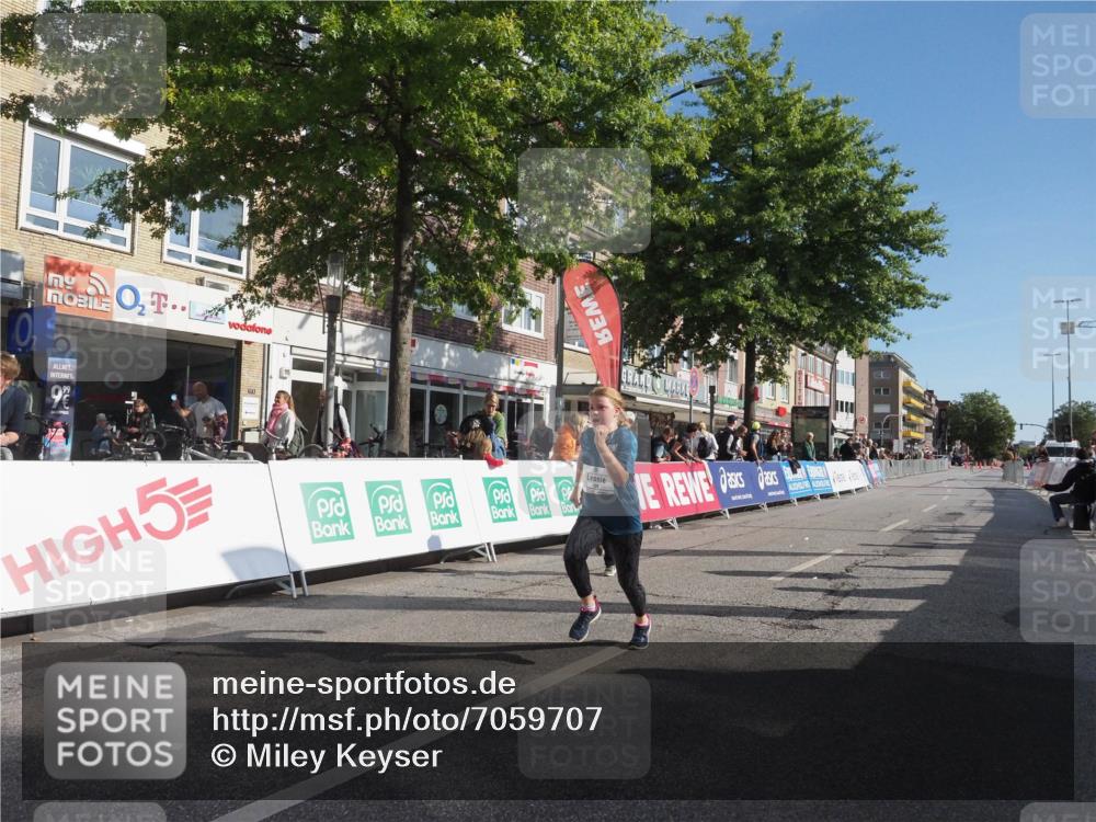 15.09.2024 - PSD Bank Halbmarathon Miley Keyser http://msf.ph/oto/7059707 15.09.2024 10:30:13 Ziel 32, 97, 129, 156, 252, 264, 281, 289, 306 meine-sportfotos.de