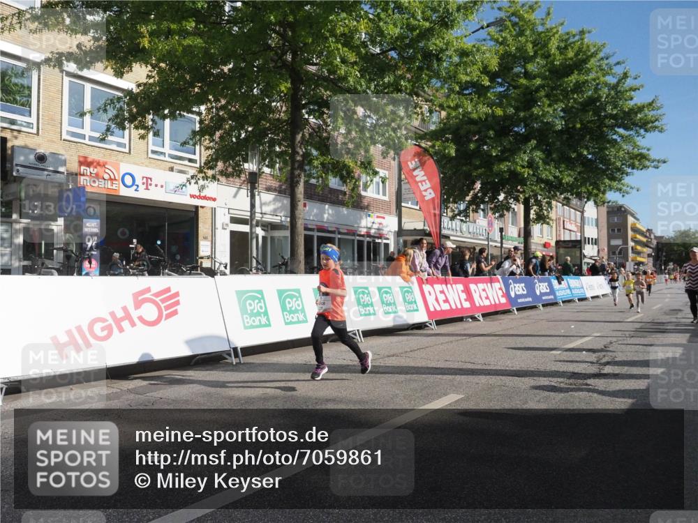 15.09.2024 - PSD Bank Halbmarathon Miley Keyser http://msf.ph/oto/7059861 15.09.2024 10:30:52 Ziel 38, 44, 141, 145, 147, 207, 214, 234 meine-sportfotos.de