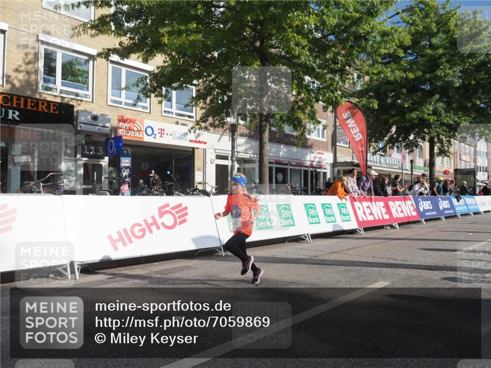 15.09.2024 - PSD Bank Halbmarathon Miley Keyser http://msf.ph/oto/7059869 15.09.2024 10:30:52 Ziel 38, 44, 141, 145, 147, 207, 214, 234 meine-sportfotos.de