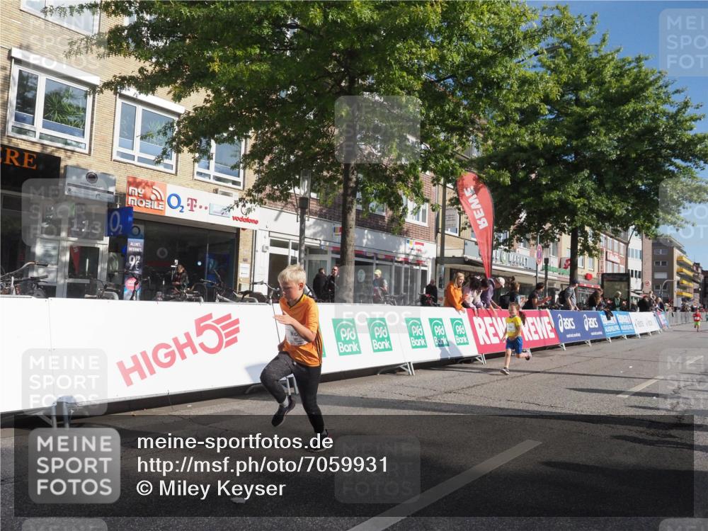 15.09.2024 - PSD Bank Halbmarathon Miley Keyser http://msf.ph/oto/7059931 15.09.2024 10:31:00 Ziel 24, 25, 38, 44, 104, 105, 141, 145, 207, 234 meine-sportfotos.de