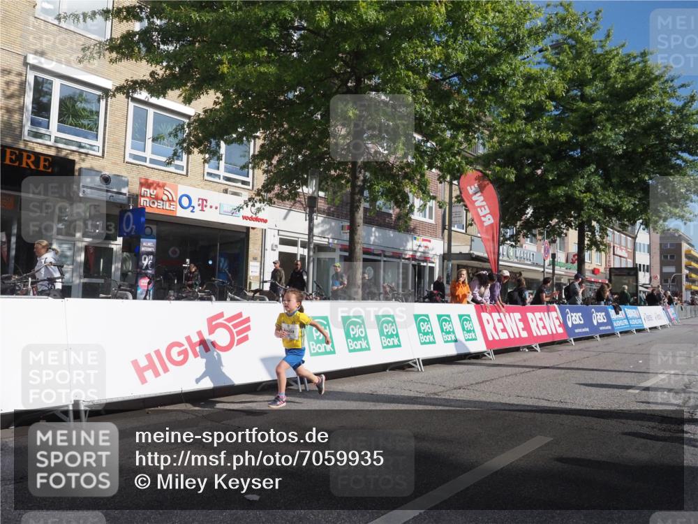 15.09.2024 - PSD Bank Halbmarathon Miley Keyser http://msf.ph/oto/7059935 15.09.2024 10:31:02 Ziel 24, 25, 38, 44, 104, 105, 126, 141, 207, 234 meine-sportfotos.de