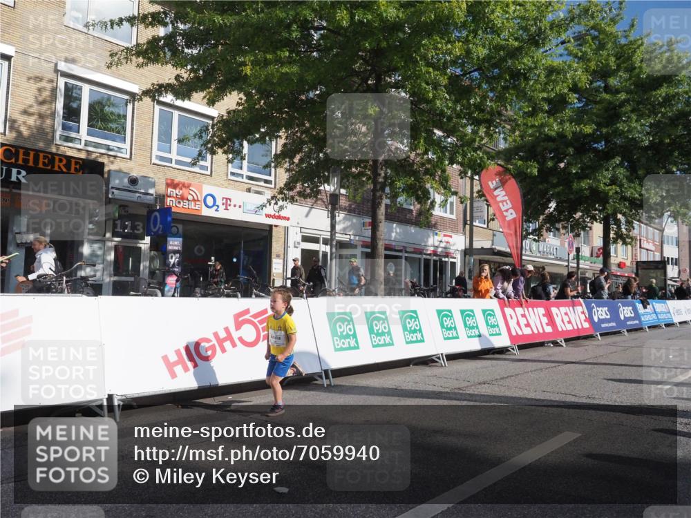 15.09.2024 - PSD Bank Halbmarathon Miley Keyser http://msf.ph/oto/7059940 15.09.2024 10:31:02 Ziel 24, 25, 38, 44, 104, 105, 126, 141, 207, 234 meine-sportfotos.de