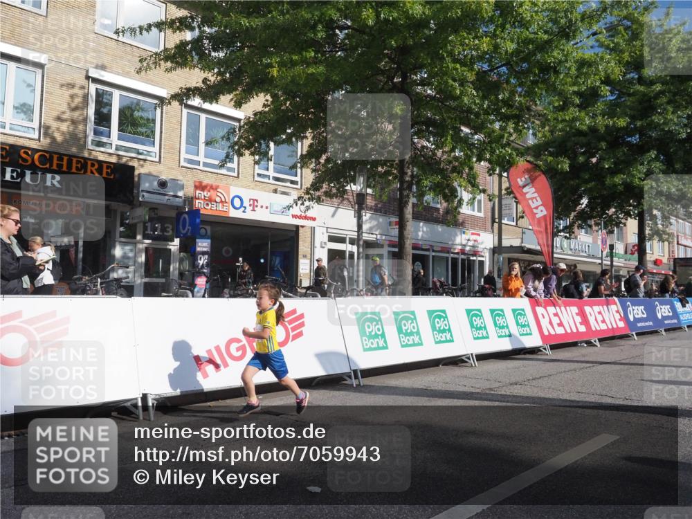 15.09.2024 - PSD Bank Halbmarathon Miley Keyser http://msf.ph/oto/7059943 15.09.2024 10:31:02 Ziel 24, 25, 38, 44, 104, 105, 126, 141, 207, 234 meine-sportfotos.de