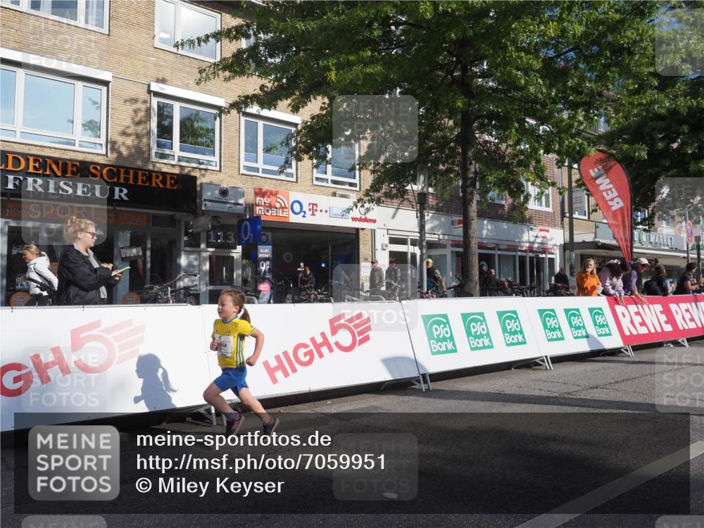 15.09.2024 - PSD Bank Halbmarathon Miley Keyser http://msf.ph/oto/7059951 15.09.2024 10:31:02 Ziel 24, 25, 38, 44, 104, 105, 126, 141, 207, 234 meine-sportfotos.de