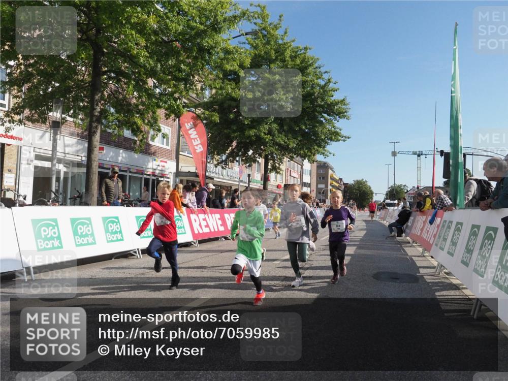 15.09.2024 - PSD Bank Halbmarathon Miley Keyser http://msf.ph/oto/7059985 15.09.2024 10:31:11 Ziel 24, 25, 39, 72, 104, 105, 126, 141, 160, 163, 191, 207, 277, 287 meine-sportfotos.de