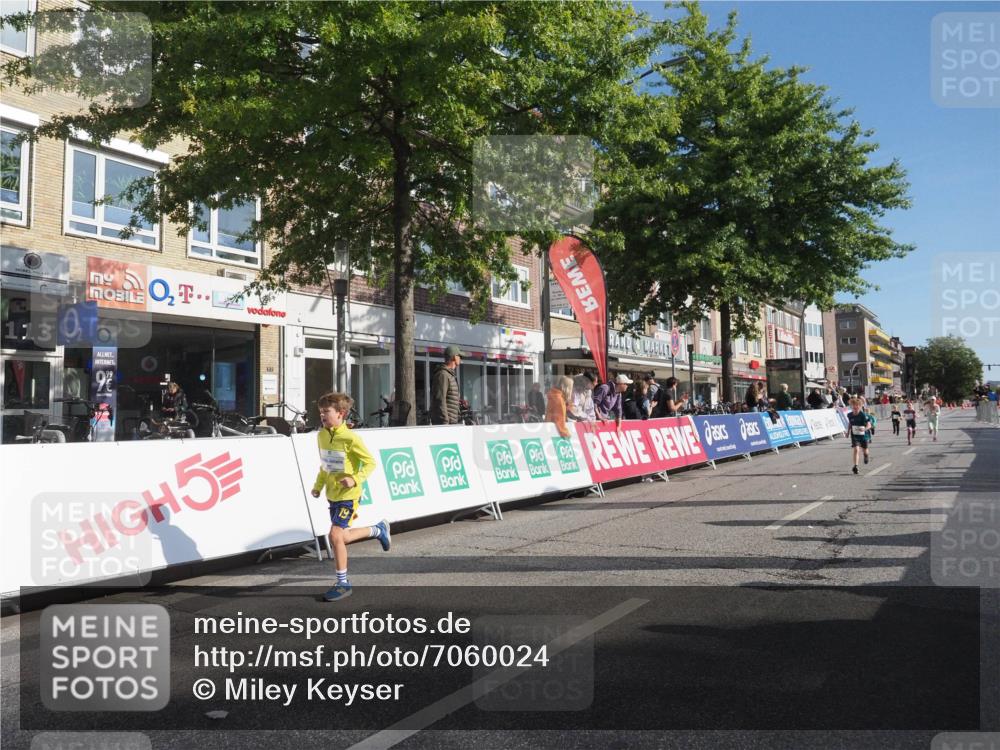 15.09.2024 - PSD Bank Halbmarathon Miley Keyser http://msf.ph/oto/7060024 15.09.2024 10:31:13 Ziel 24, 25, 39, 72, 104, 105, 126, 141, 160, 163, 191, 277, 287 meine-sportfotos.de