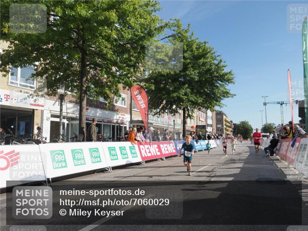 15.09.2024 - PSD Bank Halbmarathon Miley Keyser http://msf.ph/oto/7060029 15.09.2024 10:31:15 Ziel 24, 25, 39, 72, 104, 105, 126, 160, 163, 191, 277, 287 meine-sportfotos.de