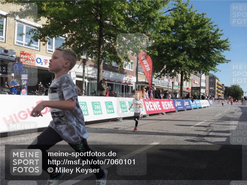 15.09.2024 - PSD Bank Halbmarathon Miley Keyser http://msf.ph/oto/7060101 15.09.2024 10:31:28 Ziel 39, 72, 78, 158, 160, 163, 175, 191, 201 meine-sportfotos.de