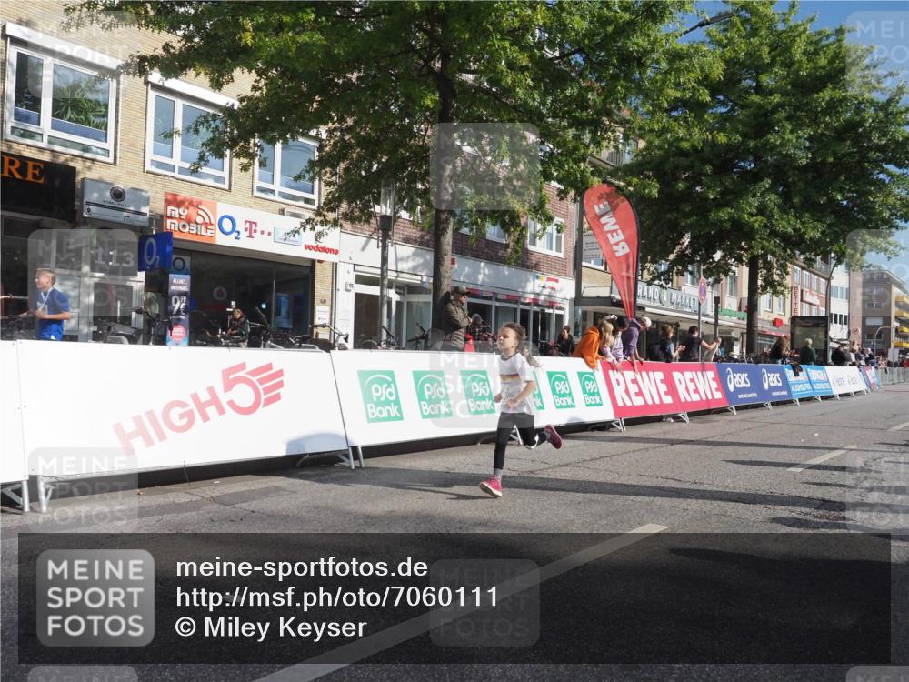 15.09.2024 - PSD Bank Halbmarathon Miley Keyser http://msf.ph/oto/7060111 15.09.2024 10:31:28 Ziel 39, 72, 78, 158, 160, 163, 175, 191, 201 meine-sportfotos.de