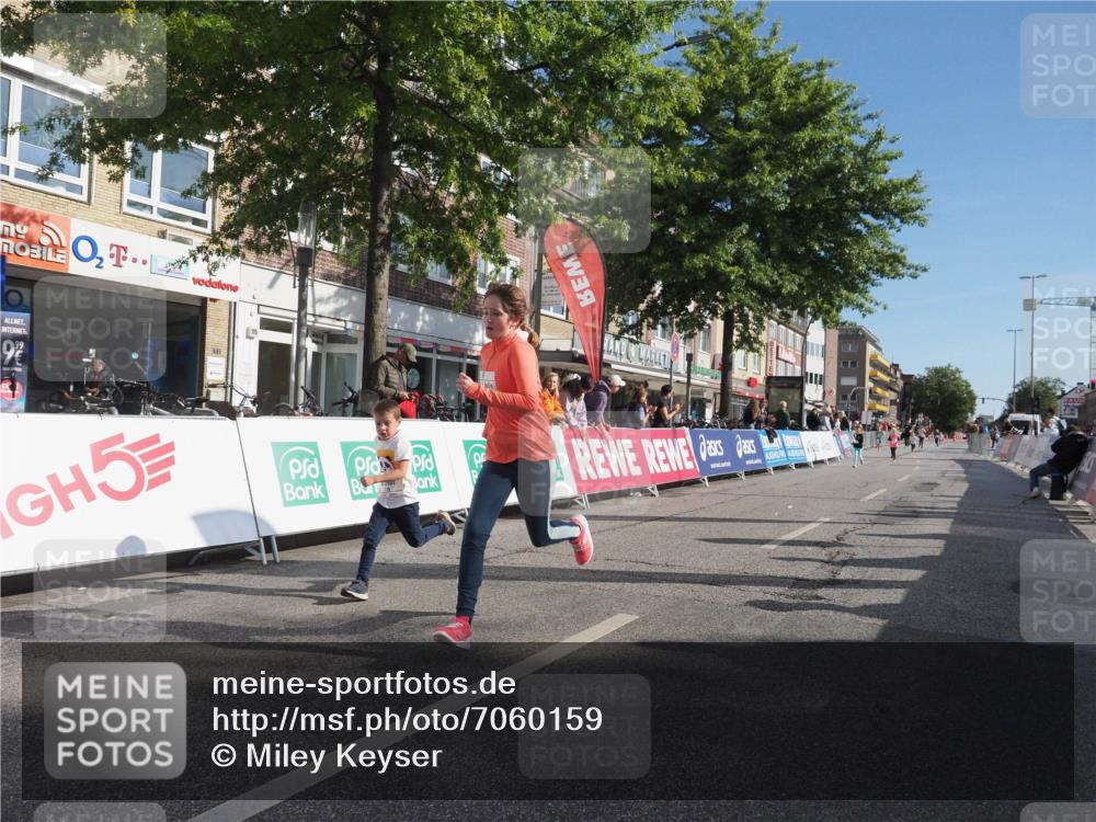 15.09.2024 - PSD Bank Halbmarathon Miley Keyser http://msf.ph/oto/7060159 15.09.2024 10:31:38 Ziel 78, 158, 175, 201, 223, 250 meine-sportfotos.de