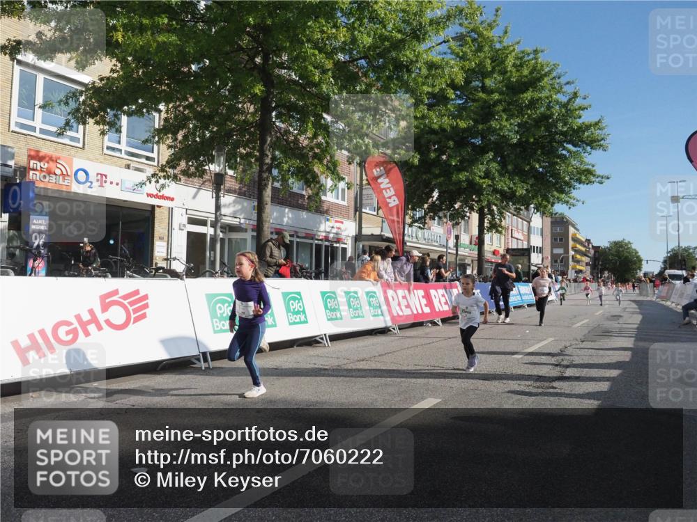 15.09.2024 - PSD Bank Halbmarathon Miley Keyser http://msf.ph/oto/7060222 15.09.2024 10:31:54 Ziel 11, 56, 57, 151, 202, 223, 250, 267, 276, 299 meine-sportfotos.de