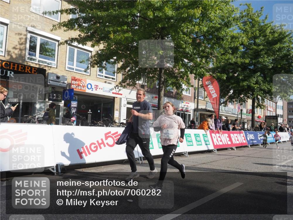 15.09.2024 - PSD Bank Halbmarathon Miley Keyser http://msf.ph/oto/7060282 15.09.2024 10:31:58 Ziel 11, 56, 57, 151, 202, 223, 267, 276, 299 meine-sportfotos.de