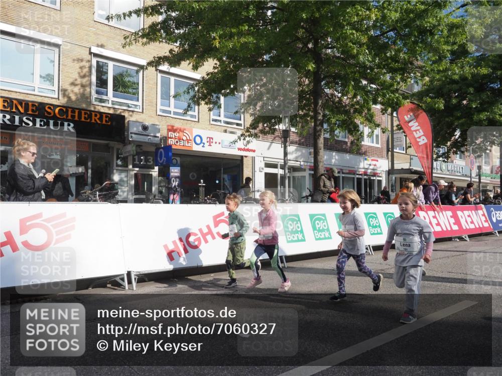 15.09.2024 - PSD Bank Halbmarathon Miley Keyser http://msf.ph/oto/7060327 15.09.2024 10:32:02 Ziel 11, 56, 57, 151, 202, 267, 276, 299 meine-sportfotos.de