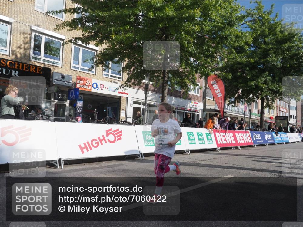 15.09.2024 - PSD Bank Halbmarathon Miley Keyser http://msf.ph/oto/7060422 15.09.2024 10:32:20 Ziel 148, 157, 193, 199, 280, 301 meine-sportfotos.de