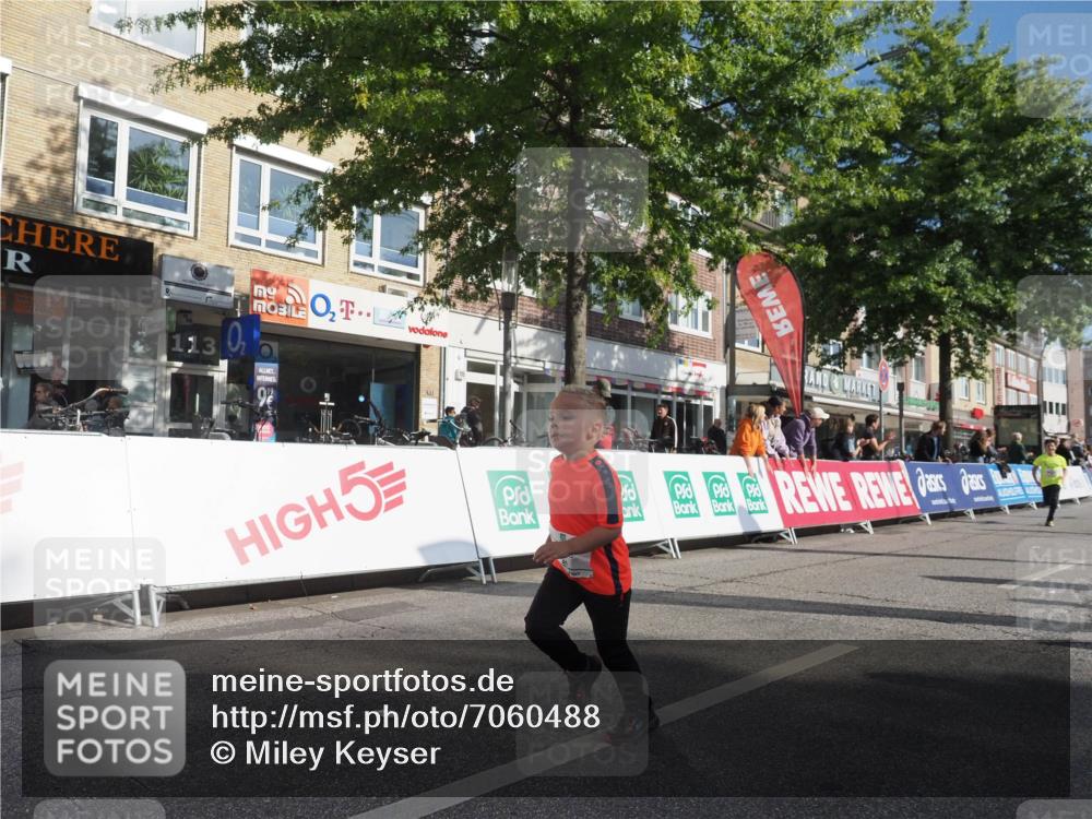 15.09.2024 - PSD Bank Halbmarathon Miley Keyser http://msf.ph/oto/7060488 15.09.2024 10:32:29 Ziel 40, 68, 148, 157, 193, 280, 301 meine-sportfotos.de