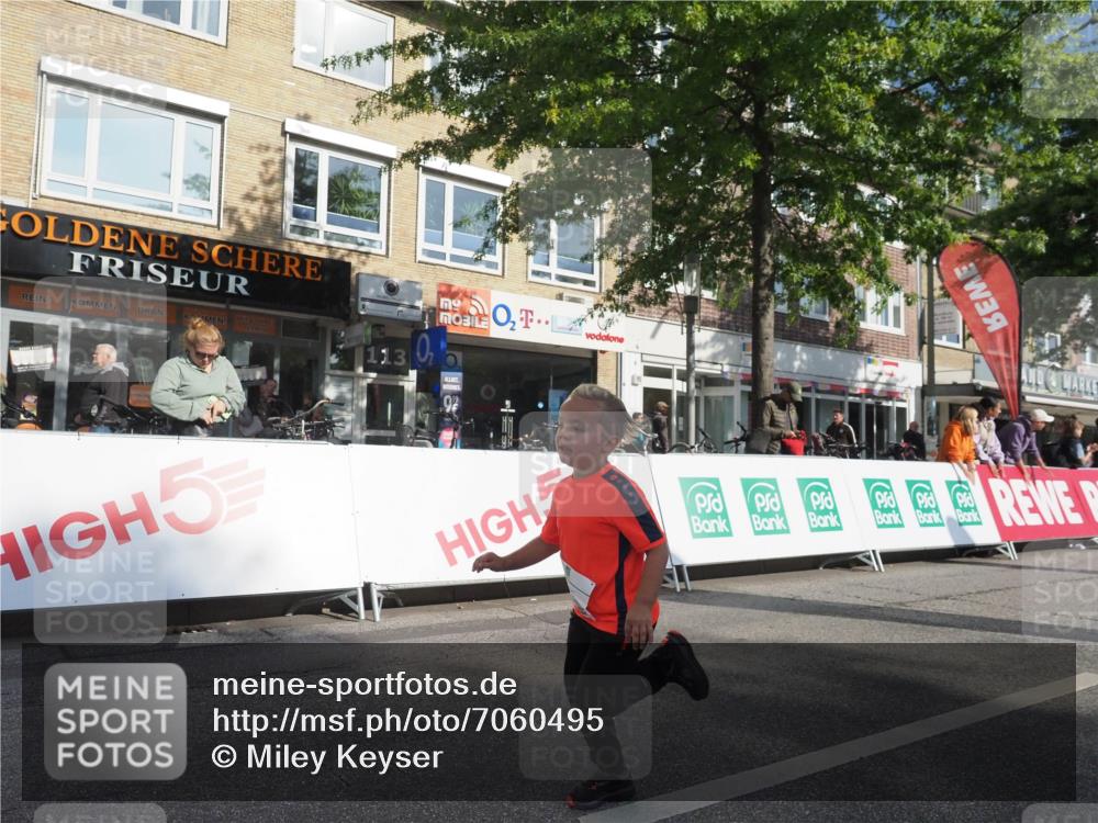 15.09.2024 - PSD Bank Halbmarathon Miley Keyser http://msf.ph/oto/7060495 15.09.2024 10:32:29 Ziel 40, 68, 148, 157, 193, 280, 301 meine-sportfotos.de