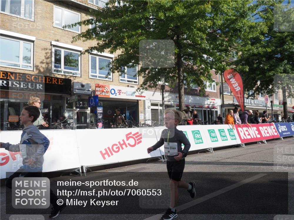 15.09.2024 - PSD Bank Halbmarathon Miley Keyser http://msf.ph/oto/7060553 15.09.2024 10:32:33 Ziel 1, 40, 68, 83, 157, 176, 182, 193, 232, 280, 283, 301 meine-sportfotos.de