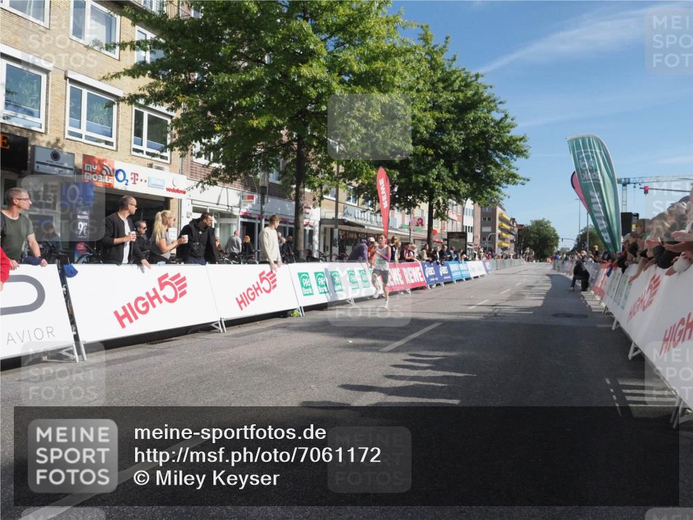 15.09.2024 - PSD Bank Halbmarathon Miley Keyser http://msf.ph/oto/7061172 15.09.2024 11:02:44 Ziel 449 meine-sportfotos.de