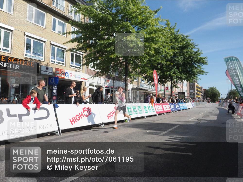 15.09.2024 - PSD Bank Halbmarathon Miley Keyser http://msf.ph/oto/7061195 15.09.2024 11:02:45 Ziel 449 meine-sportfotos.de