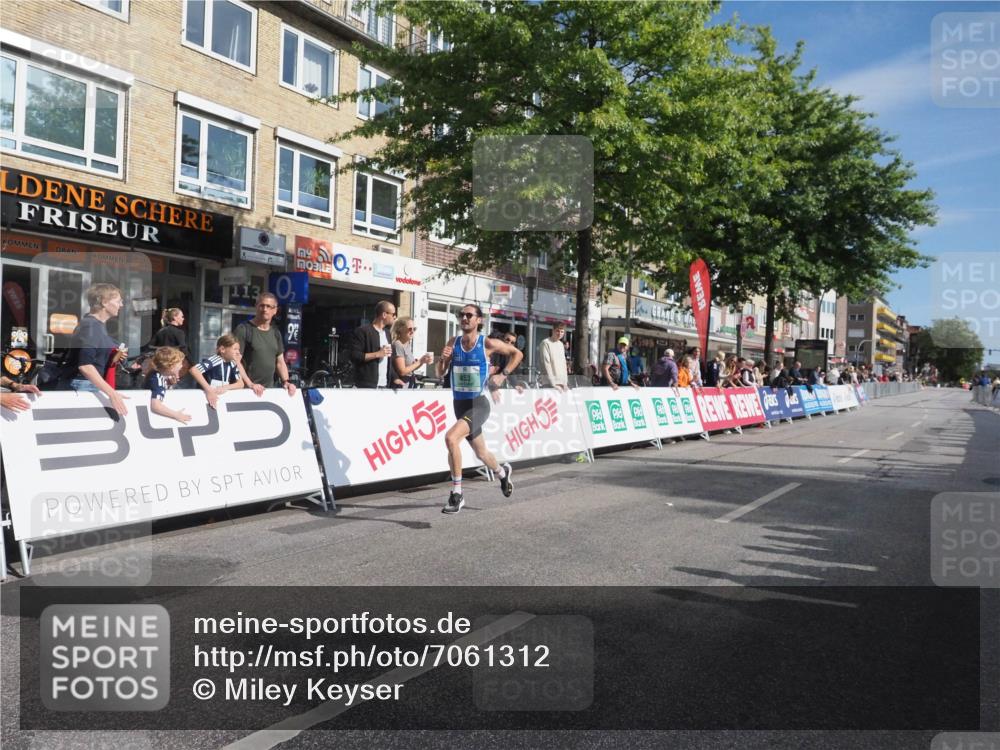 15.09.2024 - PSD Bank Halbmarathon Miley Keyser http://msf.ph/oto/7061312 15.09.2024 11:04:50 Ziel 453 meine-sportfotos.de