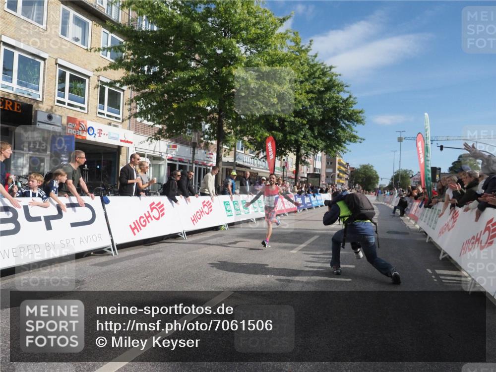 15.09.2024 - PSD Bank Halbmarathon Miley Keyser http://msf.ph/oto/7061506 15.09.2024 11:06:29 Ziel 471, 1091 meine-sportfotos.de