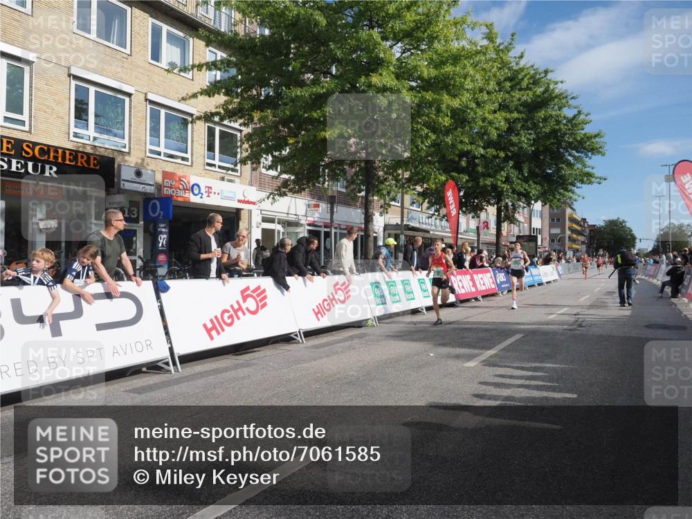 15.09.2024 - PSD Bank Halbmarathon Miley Keyser http://msf.ph/oto/7061585 15.09.2024 11:06:48 Ziel 455, 456, 459, 460, 461, 467, 471, 472, 805 meine-sportfotos.de