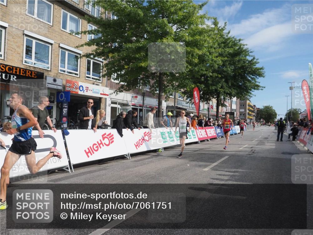 15.09.2024 - PSD Bank Halbmarathon Miley Keyser http://msf.ph/oto/7061751 15.09.2024 11:07:00 Ziel 456, 460, 465, 467, 468, 472, 805 meine-sportfotos.de
