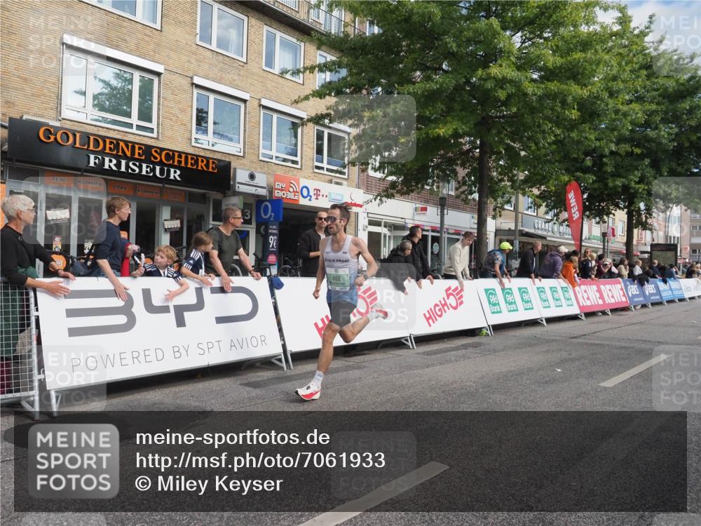 15.09.2024 - PSD Bank Halbmarathon Miley Keyser http://msf.ph/oto/7061933 15.09.2024 11:07:25 Ziel 462, 464, 469, 476, 482 meine-sportfotos.de