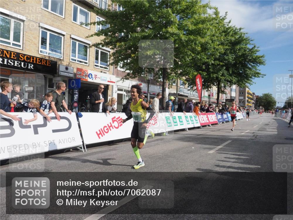 15.09.2024 - PSD Bank Halbmarathon Miley Keyser http://msf.ph/oto/7062087 15.09.2024 11:08:12 Ziel 403, 408, 474, 475, 479, 483, 491, 493 meine-sportfotos.de
