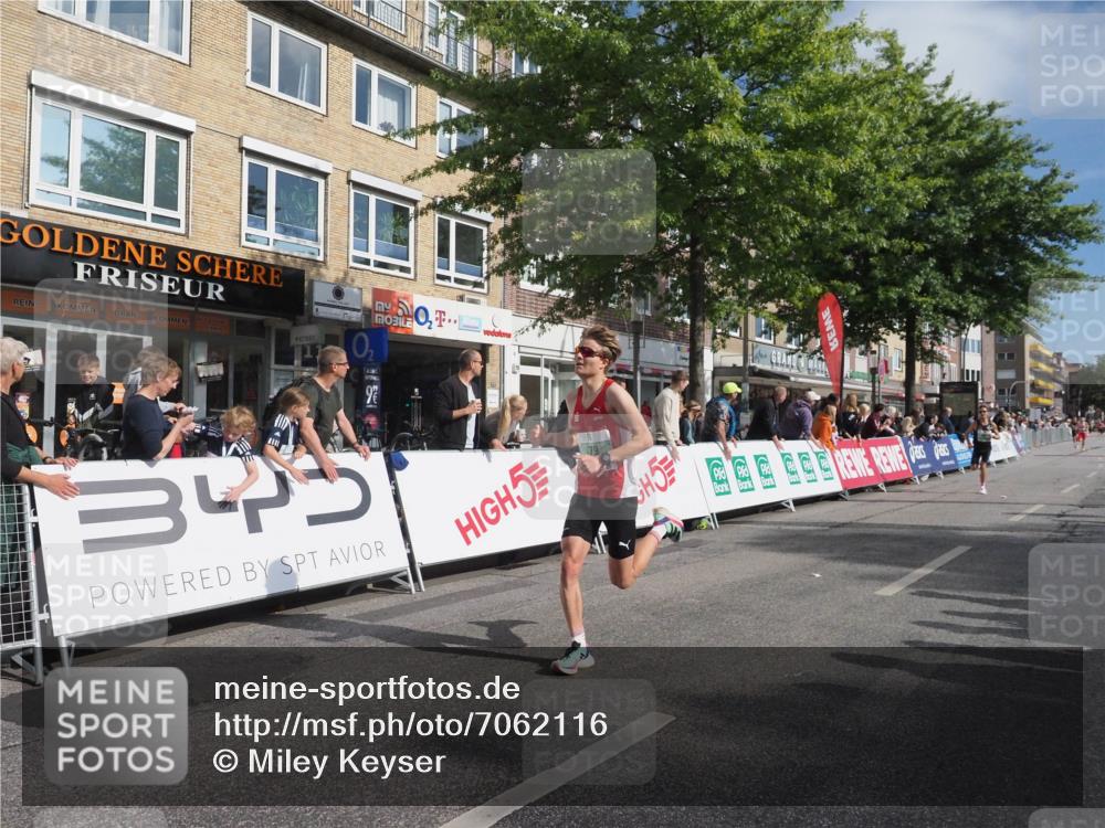 15.09.2024 - PSD Bank Halbmarathon Miley Keyser http://msf.ph/oto/7062116 15.09.2024 11:08:13 Ziel 403, 408, 474, 475, 479, 483, 491, 493 meine-sportfotos.de