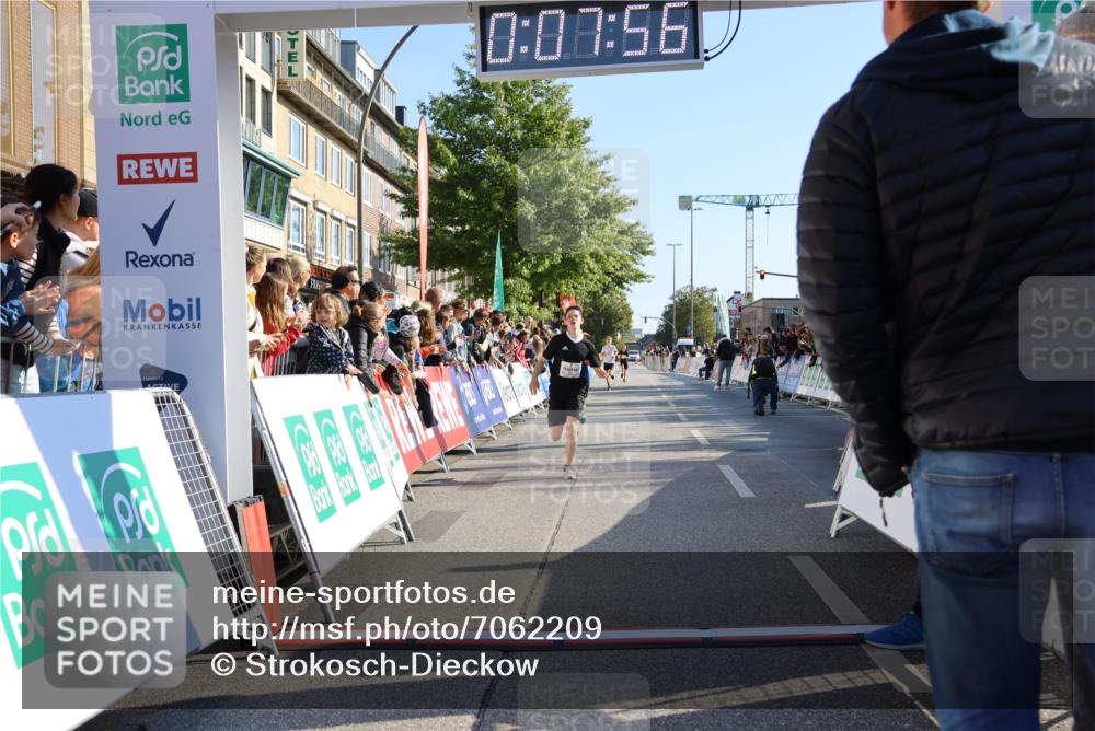 15.09.2024 - PSD Bank Halbmarathon Strokosch-Dieckow http://msf.ph/oto/7062209 15.09.2024 10:25:02 Ziel 61, 131, 211 meine-sportfotos.de