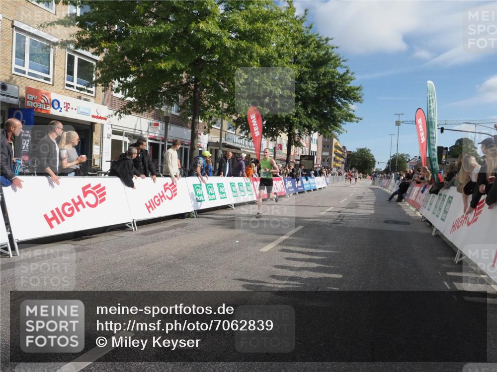 15.09.2024 - PSD Bank Halbmarathon Miley Keyser http://msf.ph/oto/7062839 15.09.2024 11:09:53 Ziel 470, 473, 480, 490, 504, 514, 531 meine-sportfotos.de