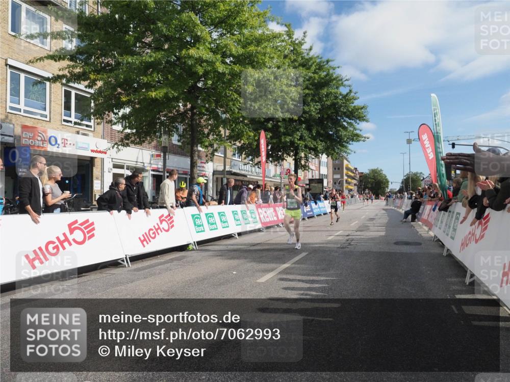 15.09.2024 - PSD Bank Halbmarathon Miley Keyser http://msf.ph/oto/7062993 15.09.2024 11:10:09 Ziel 463, 470, 473, 478, 484, 501, 507, 519 meine-sportfotos.de