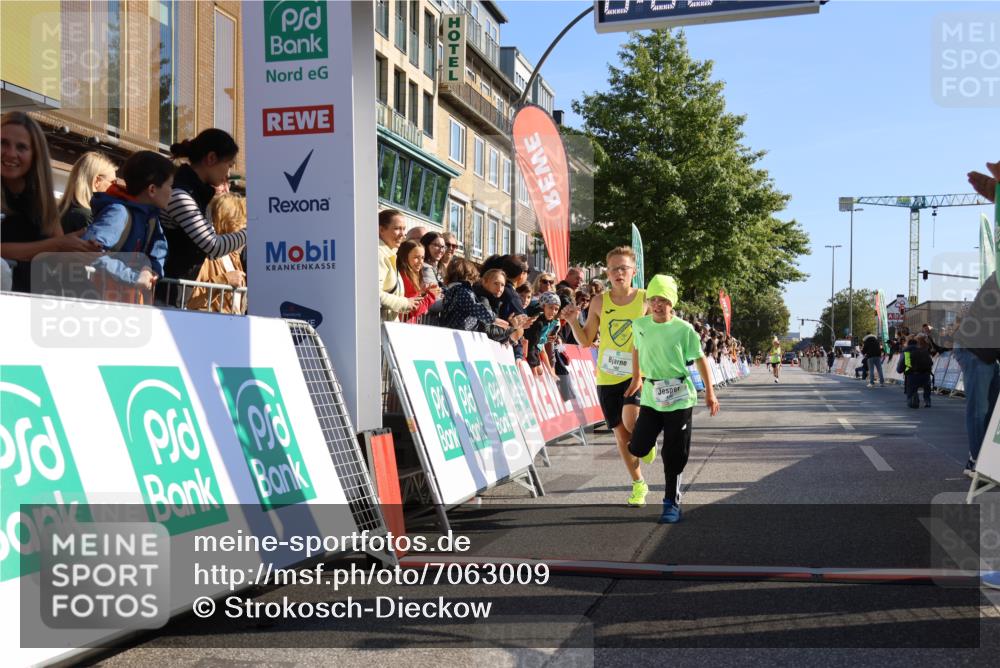 15.09.2024 - PSD Bank Halbmarathon Strokosch-Dieckow http://msf.ph/oto/7063009 15.09.2024 10:25:23 Ziel 7, 102, 119, 165, 177 meine-sportfotos.de