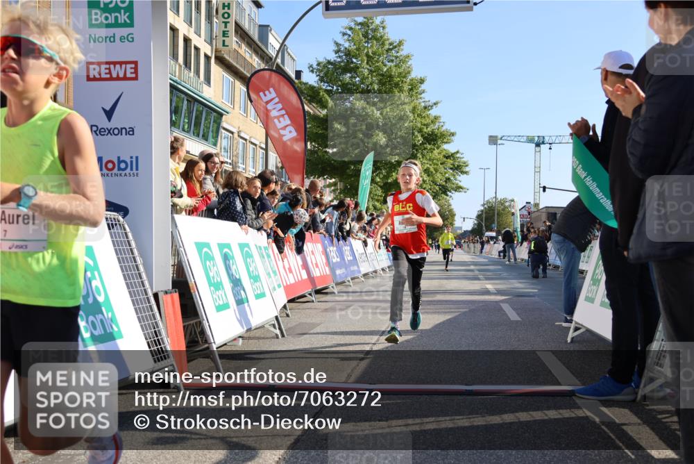 15.09.2024 - PSD Bank Halbmarathon Strokosch-Dieckow http://msf.ph/oto/7063272 15.09.2024 10:25:33 Ziel 7, 19, 66, 102, 177 meine-sportfotos.de