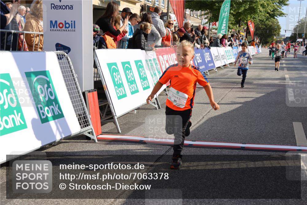 15.09.2024 - PSD Bank Halbmarathon Strokosch-Dieckow http://msf.ph/oto/7063378 15.09.2024 10:32:42 Ziel 40, 68, 148, 157, 193, 280, 301 meine-sportfotos.de