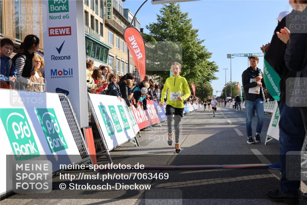 15.09.2024 - PSD Bank Halbmarathon Strokosch-Dieckow http://msf.ph/oto/7063469 15.09.2024 10:25:38 Ziel 7, 19, 66, 110, 257 meine-sportfotos.de