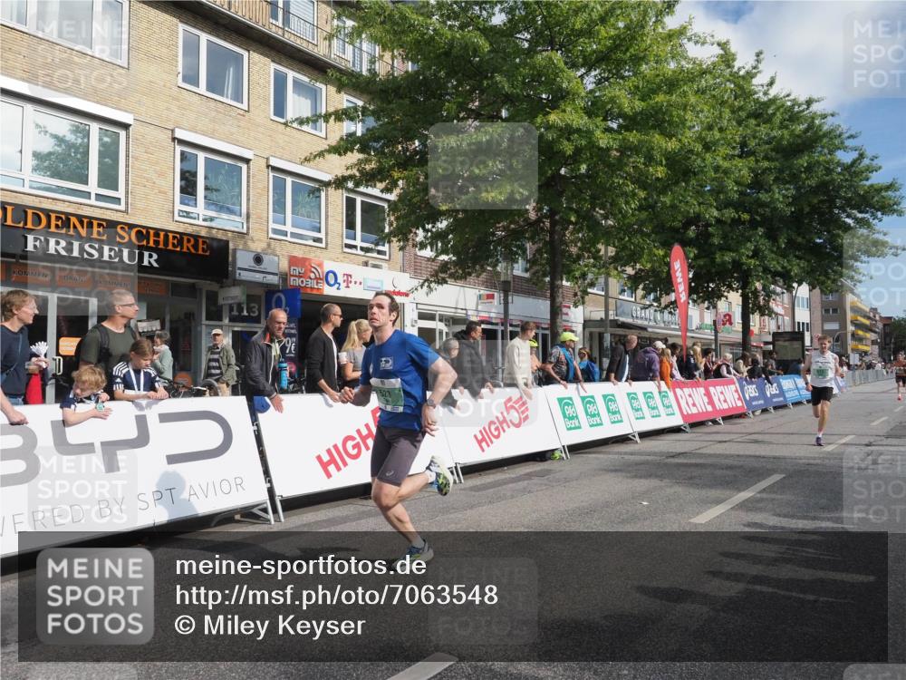 15.09.2024 - PSD Bank Halbmarathon Miley Keyser http://msf.ph/oto/7063548 15.09.2024 11:11:13 Ziel 513, 518, 523, 543 meine-sportfotos.de