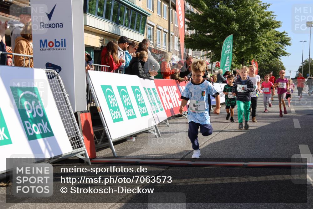 15.09.2024 - PSD Bank Halbmarathon Strokosch-Dieckow http://msf.ph/oto/7063573 15.09.2024 10:32:53 Ziel 1, 4, 40, 68, 83, 176, 182, 232, 241, 275, 283, 301, 302 meine-sportfotos.de