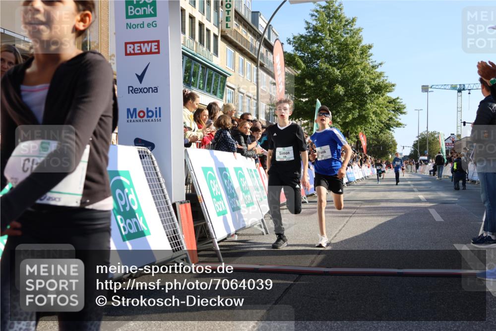 15.09.2024 - PSD Bank Halbmarathon Strokosch-Dieckow http://msf.ph/oto/7064039 15.09.2024 10:25:50 Ziel 36, 110, 221, 238, 248, 257, 298, 300 meine-sportfotos.de