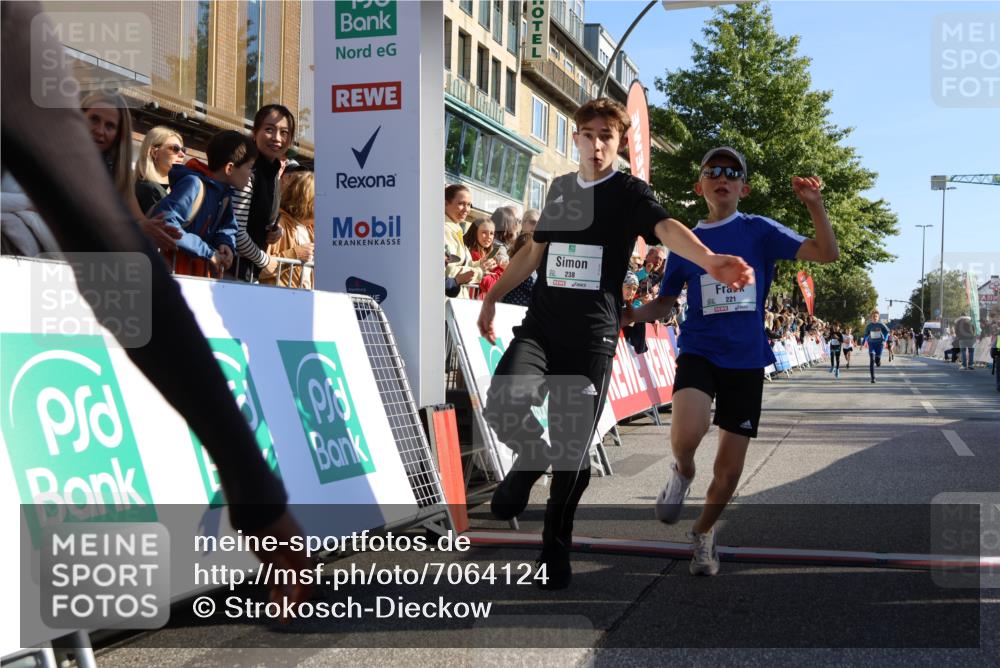 15.09.2024 - PSD Bank Halbmarathon Strokosch-Dieckow http://msf.ph/oto/7064124 15.09.2024 10:25:51 Ziel 36, 110, 221, 238, 248, 257, 298, 300 meine-sportfotos.de