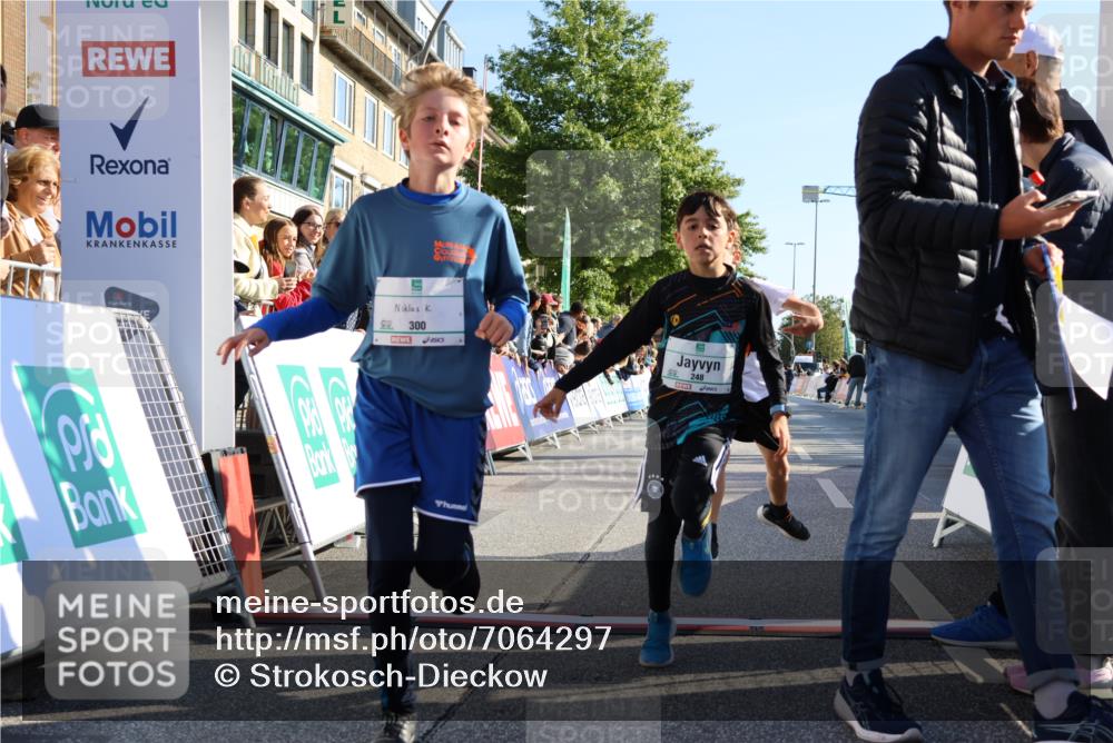15.09.2024 - PSD Bank Halbmarathon Strokosch-Dieckow http://msf.ph/oto/7064297 15.09.2024 10:25:57 Ziel 36, 54, 221, 238, 248, 298, 300 meine-sportfotos.de
