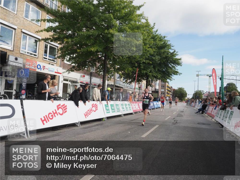 15.09.2024 - PSD Bank Halbmarathon Miley Keyser http://msf.ph/oto/7064475 15.09.2024 11:13:28 Ziel 522, 553, 555, 556, 594, 603, 657 meine-sportfotos.de