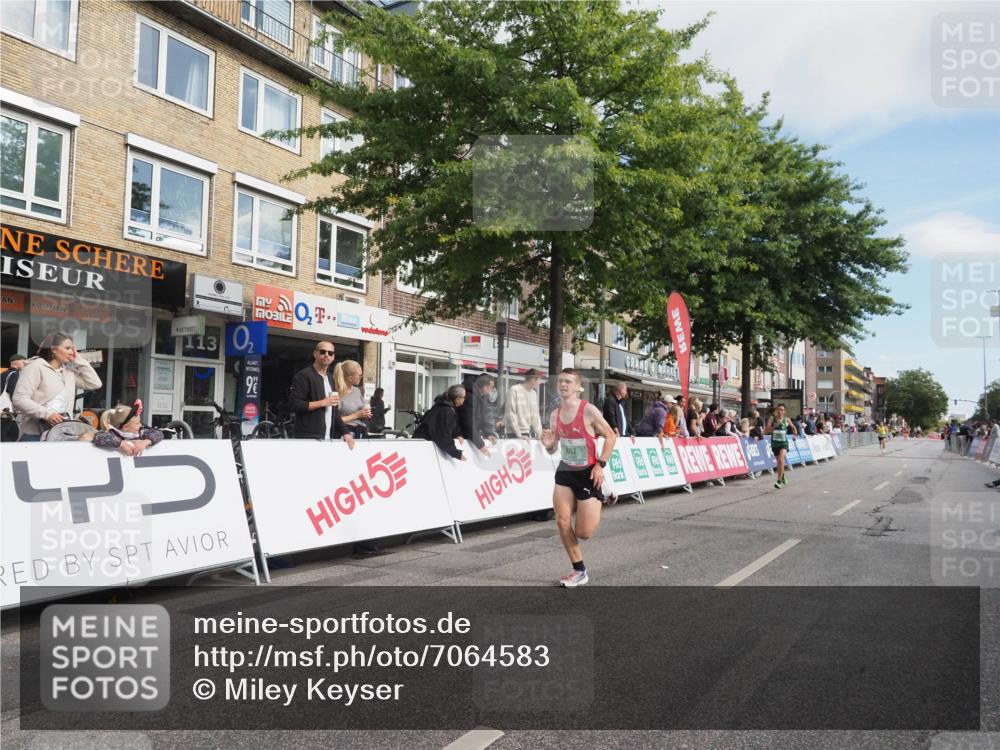 15.09.2024 - PSD Bank Halbmarathon Miley Keyser http://msf.ph/oto/7064583 15.09.2024 11:13:35 Ziel 522, 550, 553, 556, 603, 657 meine-sportfotos.de