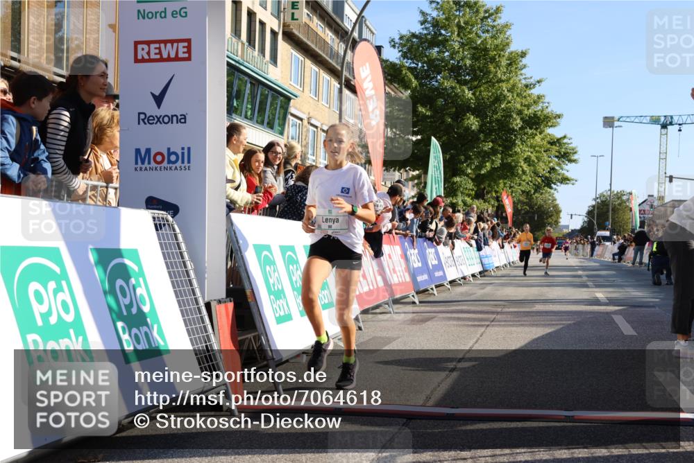 15.09.2024 - PSD Bank Halbmarathon Strokosch-Dieckow http://msf.ph/oto/7064618 15.09.2024 10:26:09 Ziel 20, 54, 98, 240, 248, 298 meine-sportfotos.de
