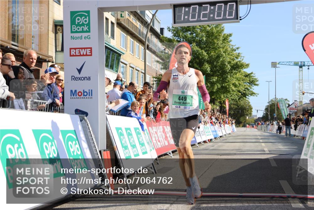 15.09.2024 - PSD Bank Halbmarathon Strokosch-Dieckow http://msf.ph/oto/7064762 15.09.2024 11:02:51 Ziel 449 meine-sportfotos.de