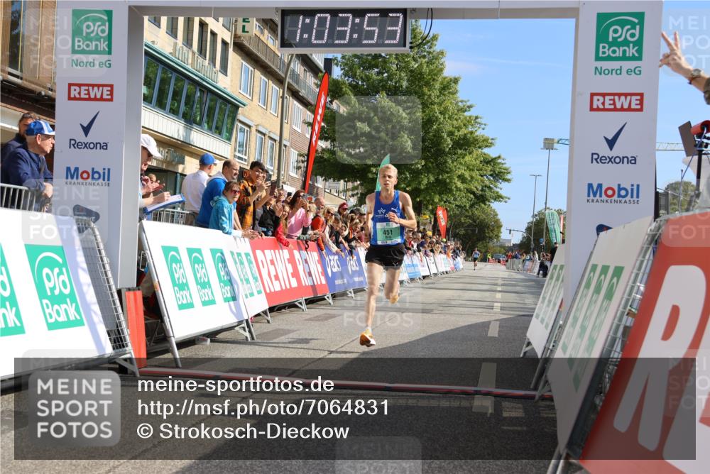 15.09.2024 - PSD Bank Halbmarathon Strokosch-Dieckow http://msf.ph/oto/7064831 15.09.2024 11:04:44 Ziel 451 meine-sportfotos.de
