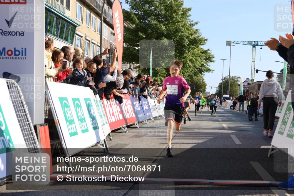 15.09.2024 - PSD Bank Halbmarathon Strokosch-Dieckow http://msf.ph/oto/7064871 15.09.2024 10:26:24 Ziel 9, 20, 88, 144, 181, 216, 240, 242, 295 meine-sportfotos.de
